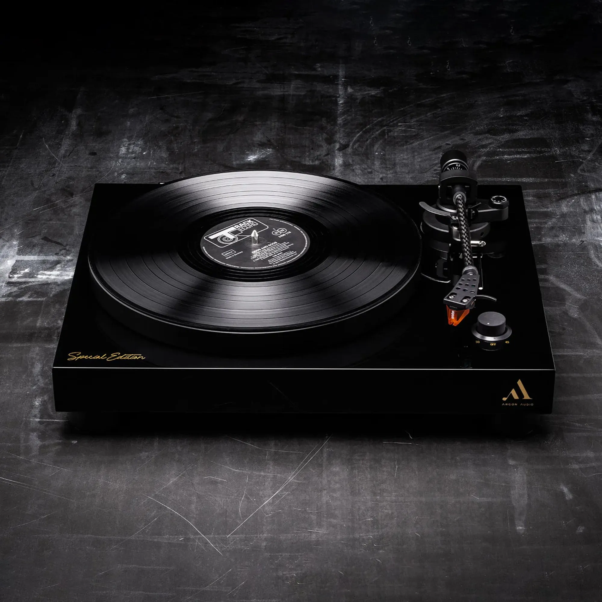 Argon TT-4 Turntable Special Edition: Black