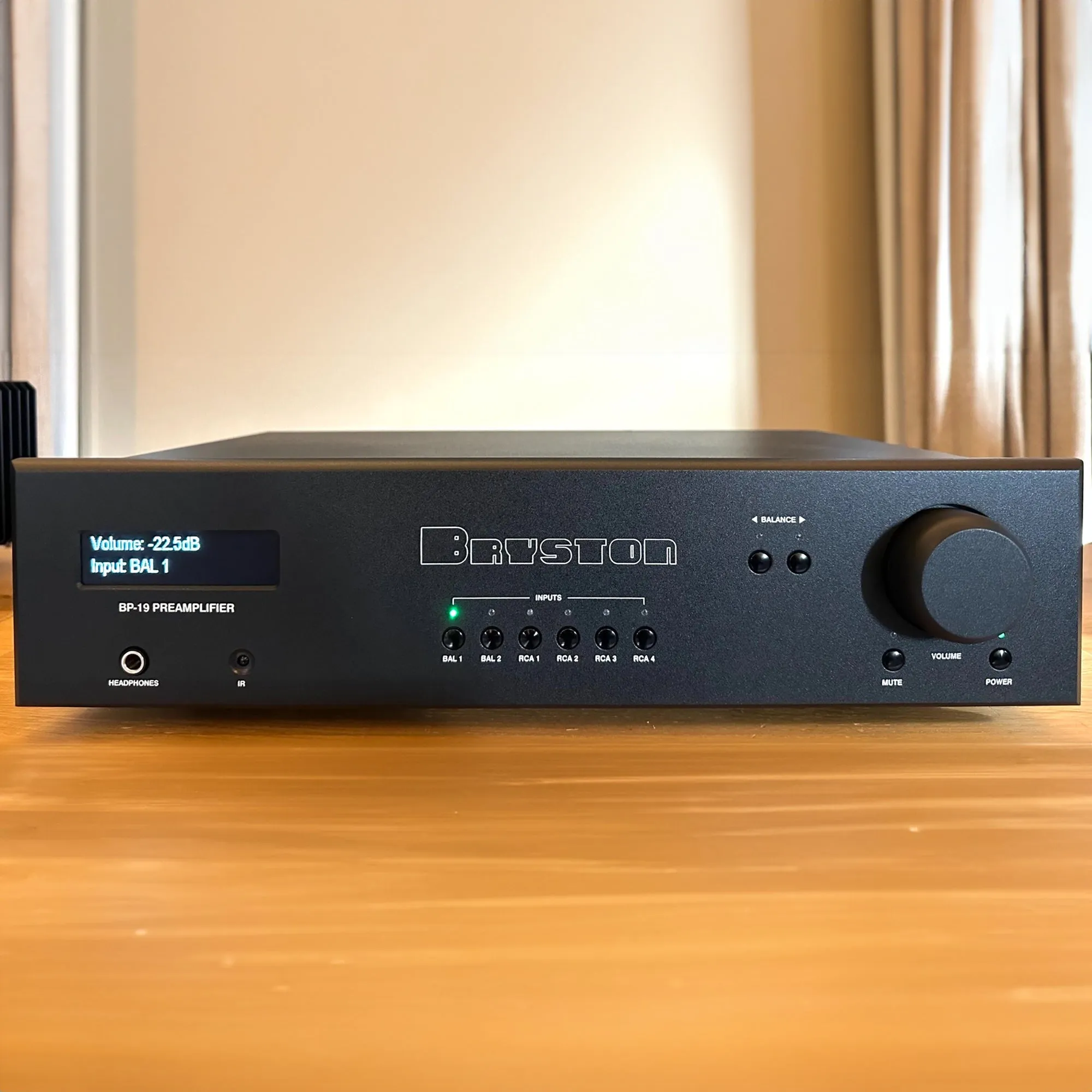 Bryston BP19 Stereo Pre-Amplifier