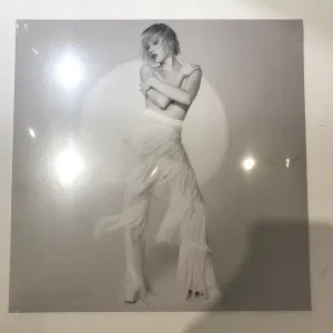 Carly Rae Jepsen  Dedicated Side B (Arrives in 4 days )