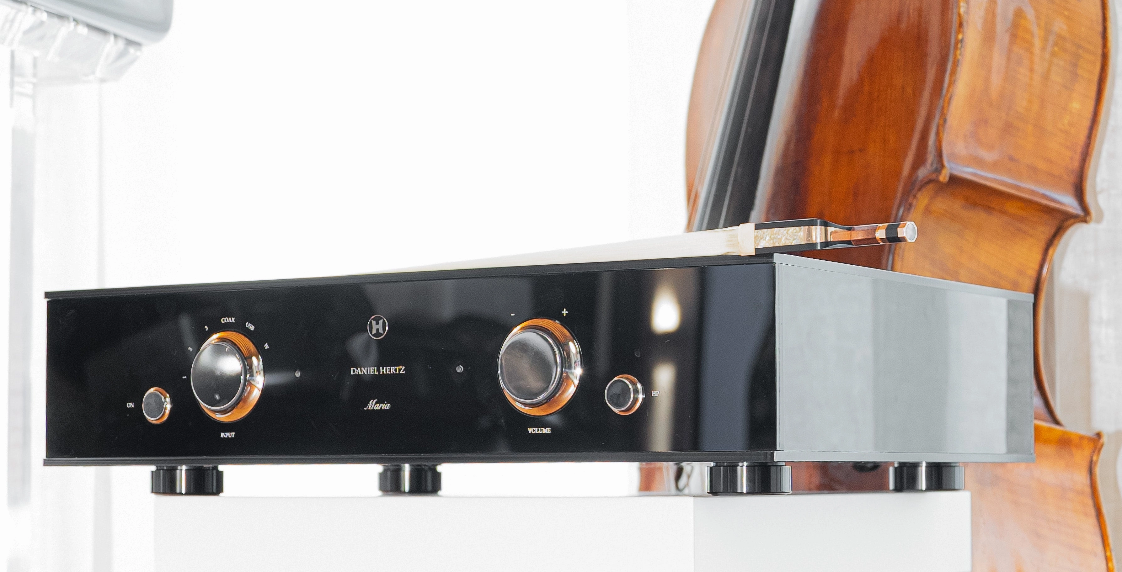 Daniel Hertz Amber Midnight Speakers