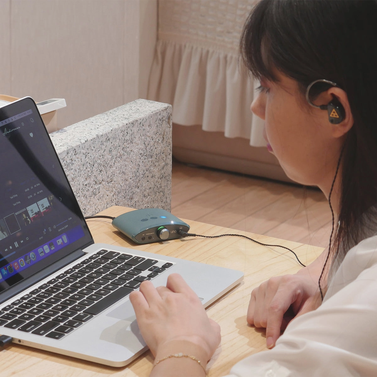 iFi Audio Uno USB DAC and Headphone Amp