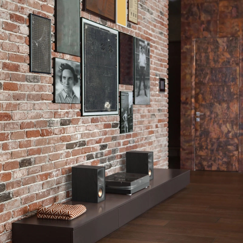 Klipsch R-40PM Powered Monitor Speakers With 4" Woofers (Pair)
