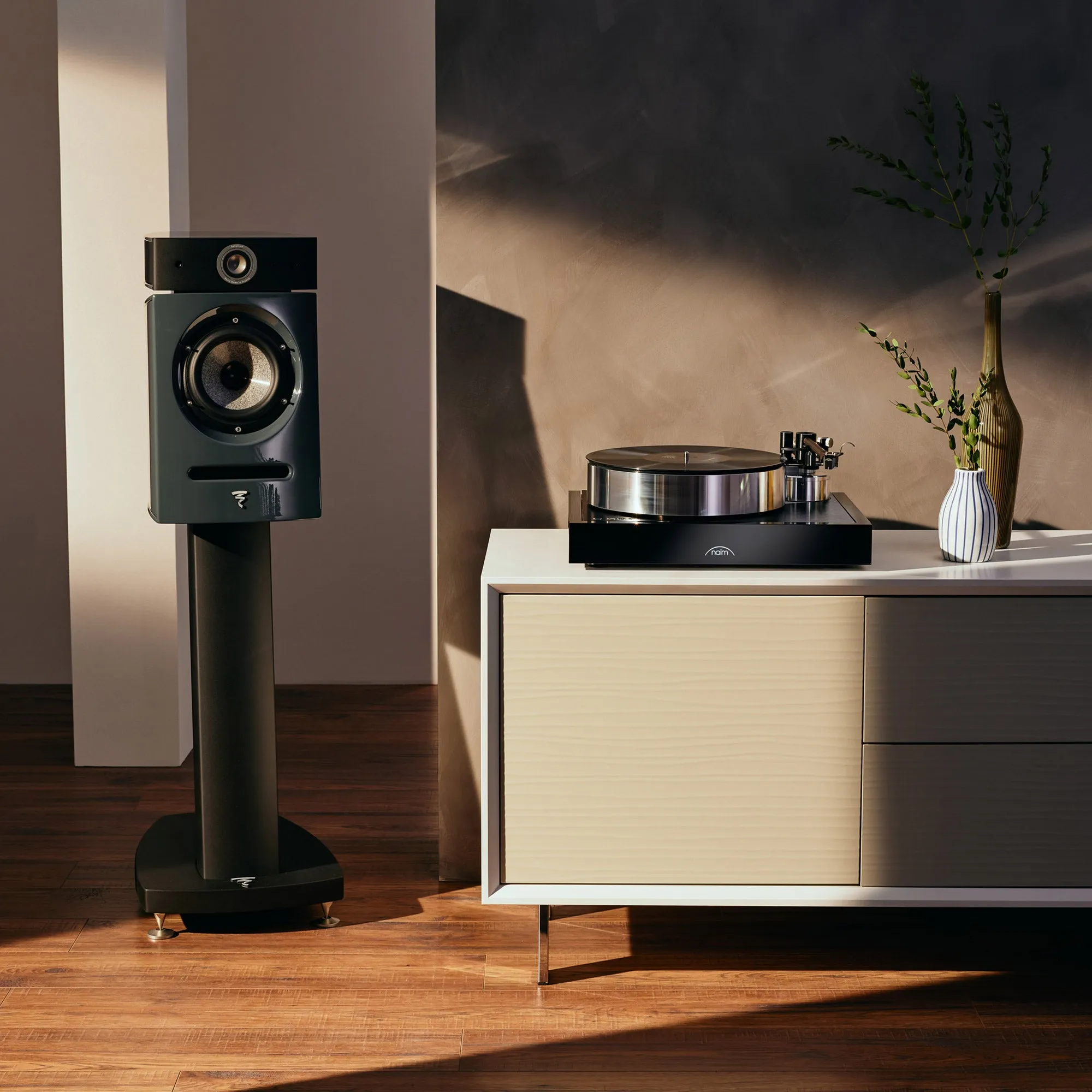 Naim Solstice Special Edition Turntable