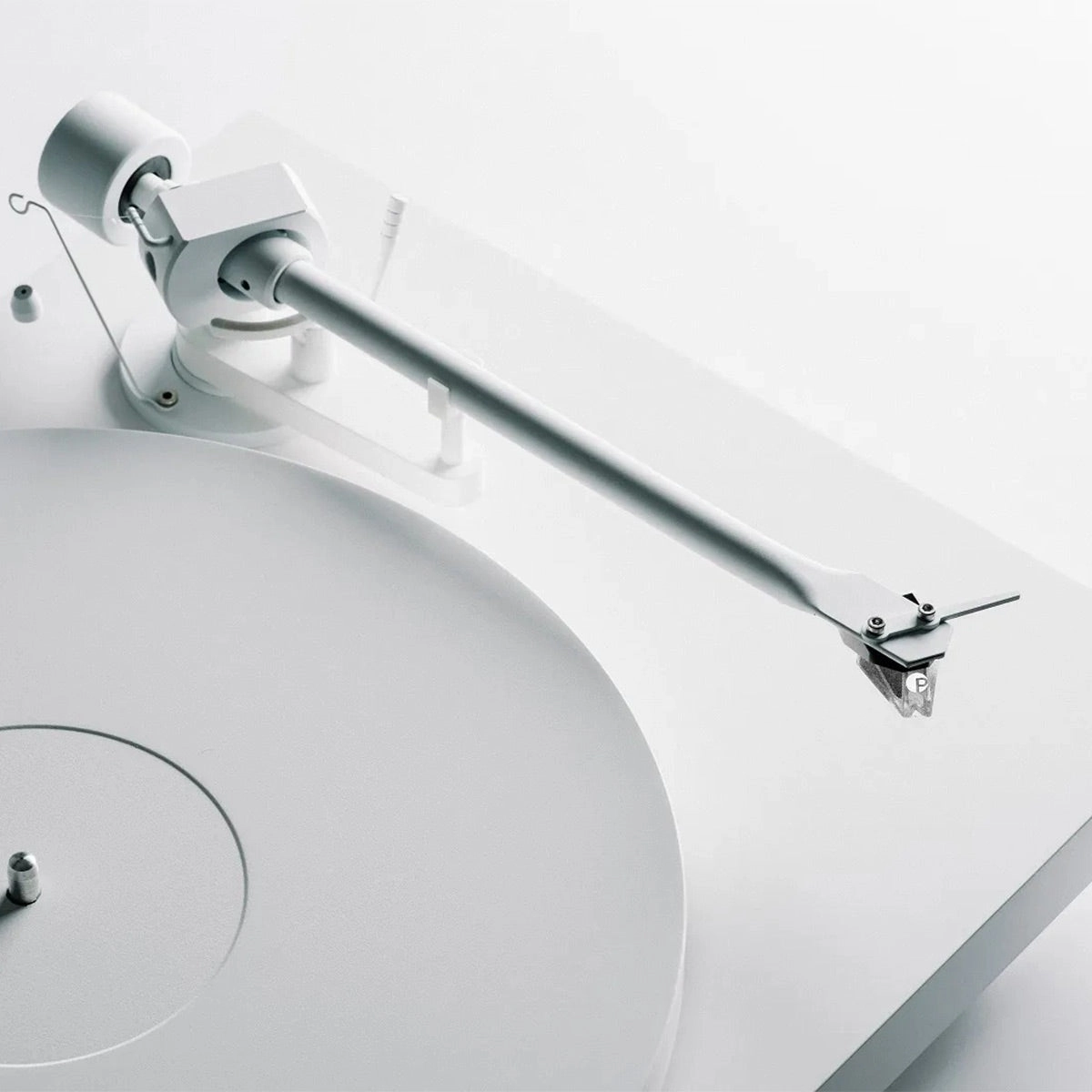Pro-Ject Debut PRO B Balanced Turntable with Pick it PRO Balanced Cartridge (White)