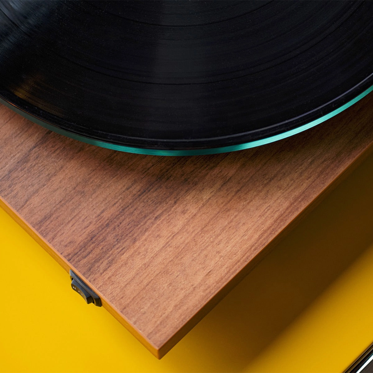 Pro-Ject T2 Turntable with Sumiko Rainier Cartridge (Satin Walnut)