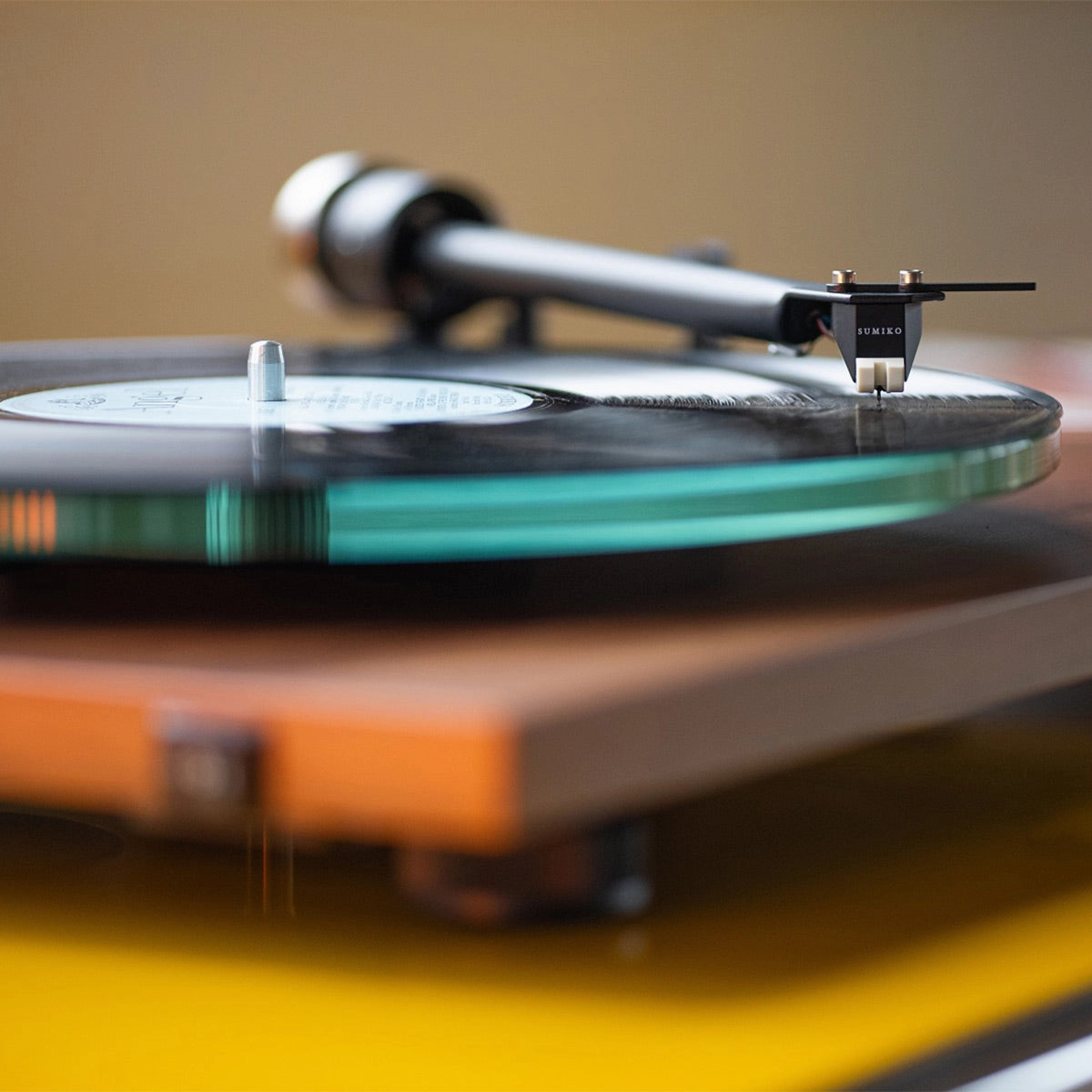 Pro-Ject T2 Turntable with Sumiko Rainier Cartridge (Satin Walnut)