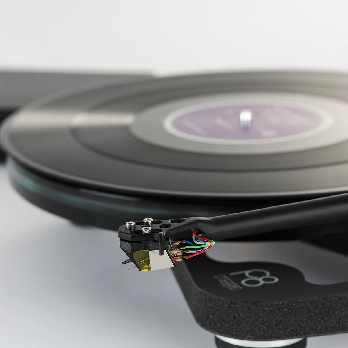 Rega Planar 8 Turntable with Nd7 MM Phono Cartridge (Black)