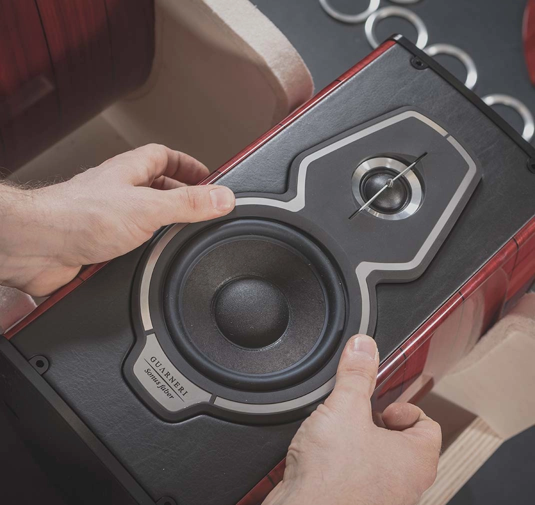 Sonus Faber Guarneri Tradition Speakers (Carbon Fiber Stands Incl)