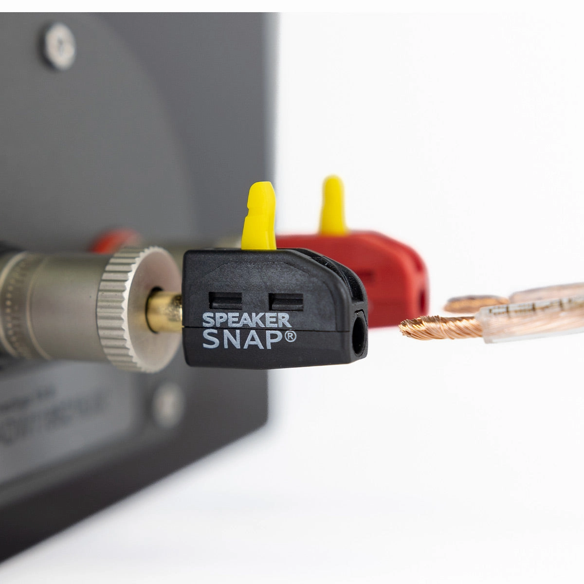 Speaker Snap 100 Count of Fast & Secure Banana Plugs, Gold Plated, 12-24 AWG, for Home Theaters, Speaker Wire, Wall Plates, and Receivers