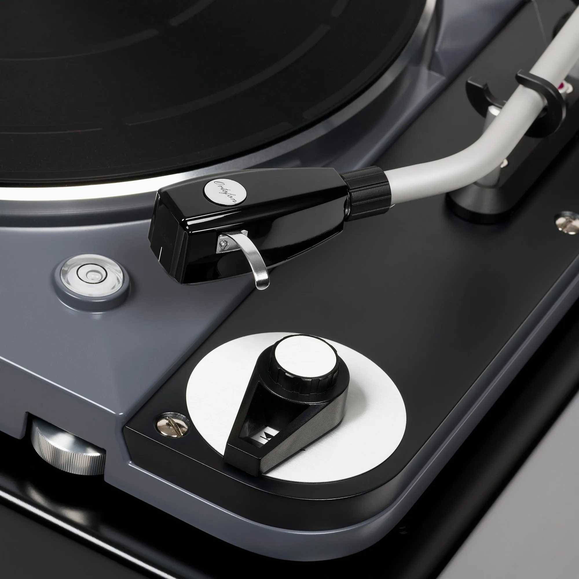 Thorens TD 124 DD Direct Drive Turntable