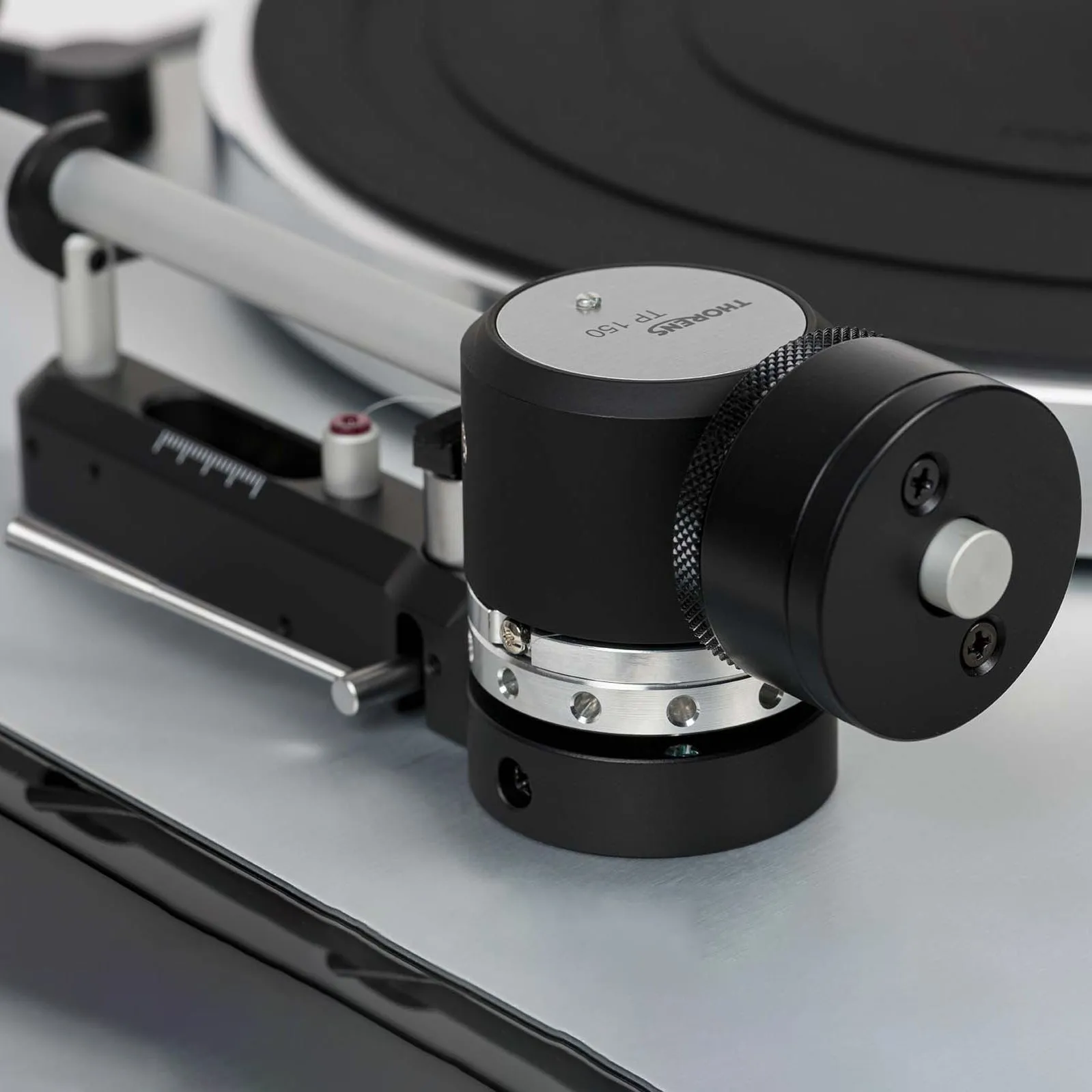 Thorens TD 403 DD Manual Turntable