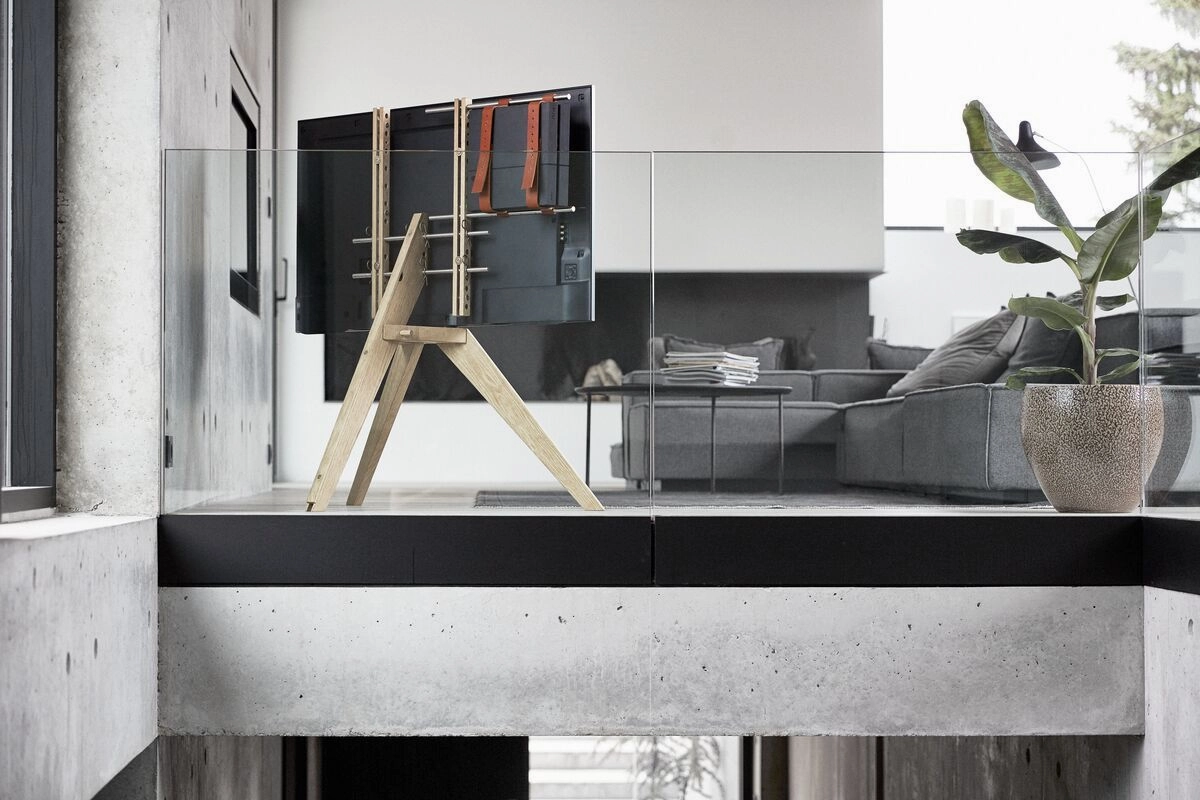Vogels NEXT OP1 TV Floor Stand